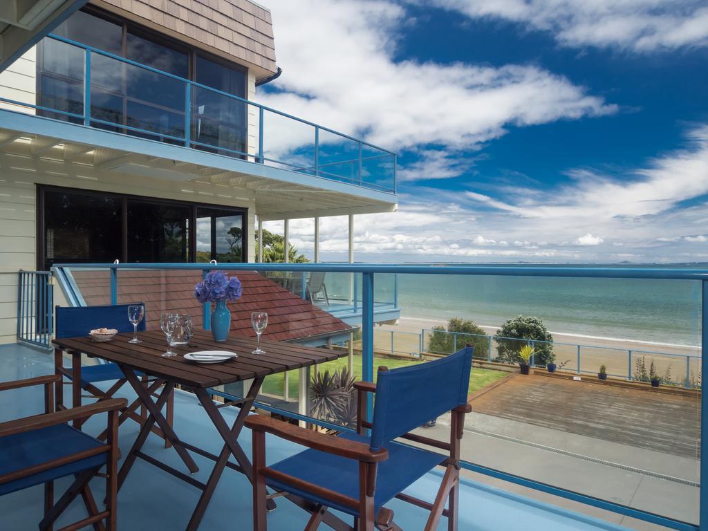 By The Bay Beachfront Apartments Mangonui Exterior foto
