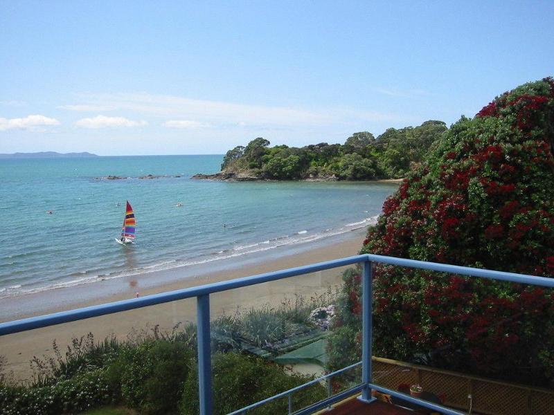 By The Bay Beachfront Apartments Mangonui Exterior foto